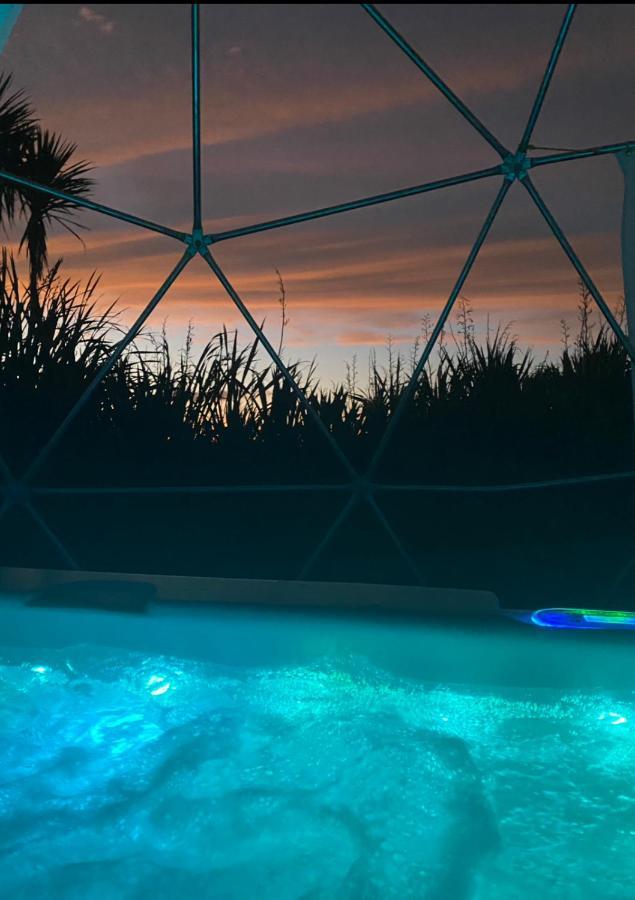 Ross Beach Top10 Holiday Park ภายนอก รูปภาพ